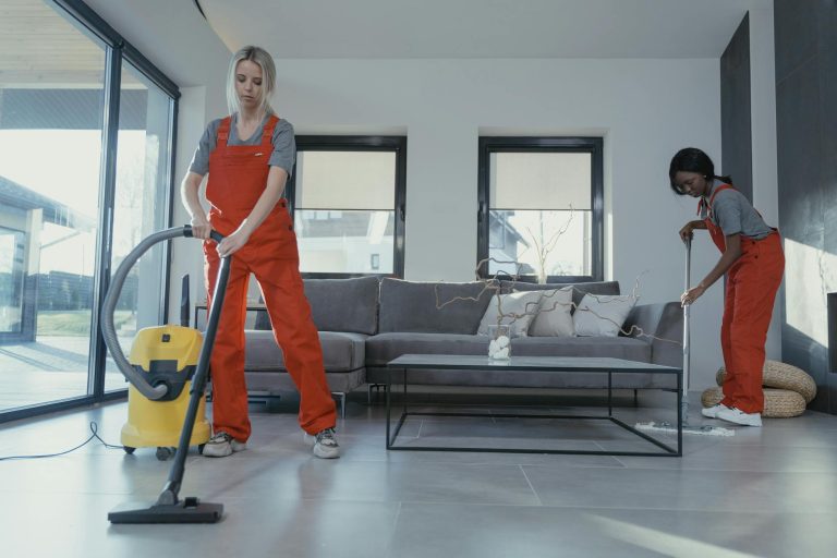 Revitalize Your Living Room: Expert Sofa Cleaning Services in Munich
