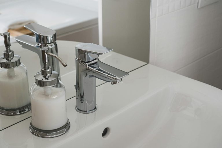 Expert Tips for Sparkling Bathroom Cleaning in Munich