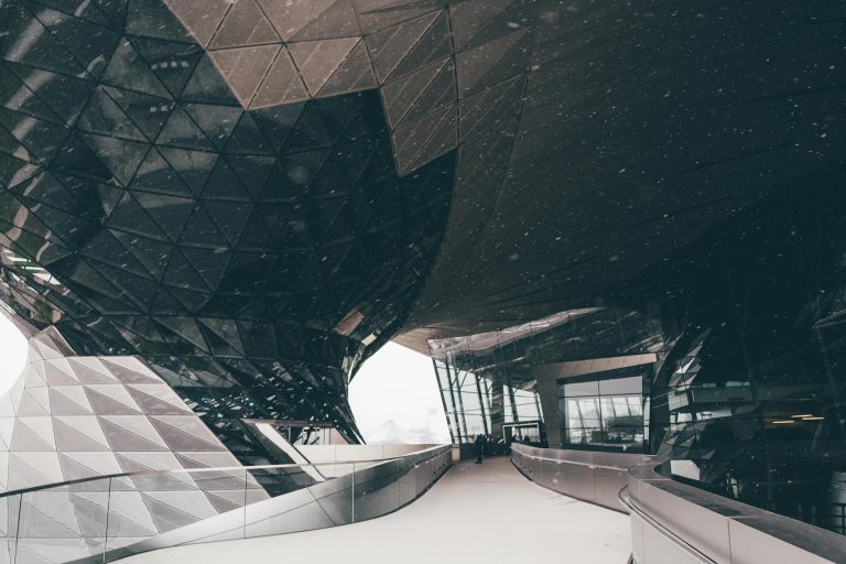 Revitalize Your Office: Essential Post-Winter Cleaning Tips for Munich Businesses