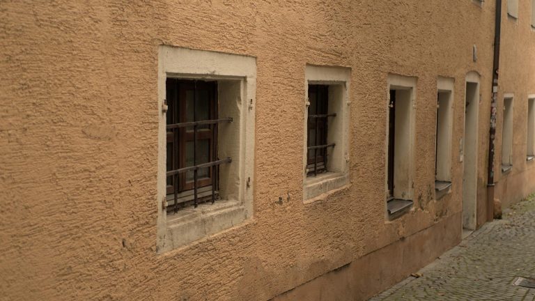 Ile kosztuje mycie okien w Monachium? Przewodnik po cenach i usługach