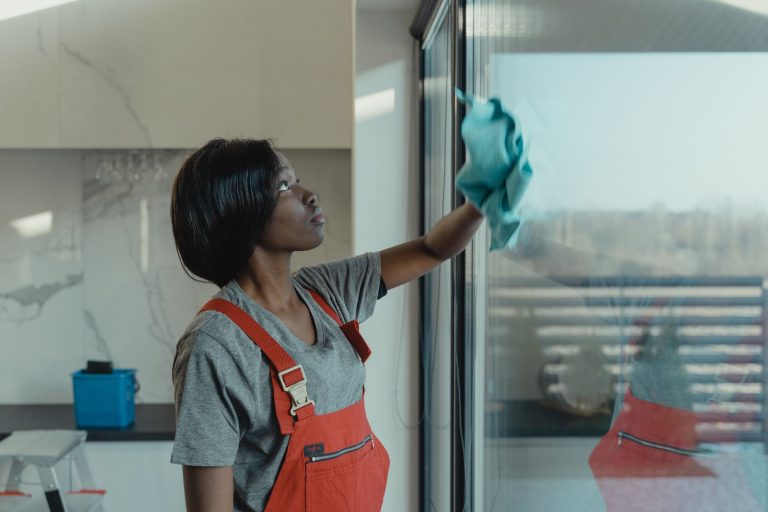 Last-Minute Cleaning in Munich: What to Prepare Before the Cleaner Arrives