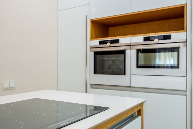 Backofen mit Backpulver reinigen: Die effektivste Methode für den Münchner Haushalt (Mit Schritt-für-Schritt-Anleitung)